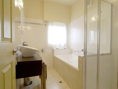 Comfort Inn And Suites City Views - Perths Hotel 1