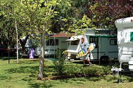 Beach Park Tourist Caravan Park - Perths Hotel 4