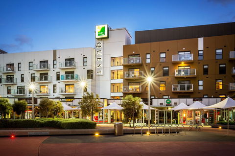 Quest Docklands - Perths Hotel 0