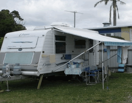 Hillcrest Tourist Park - Perths Hotel 2