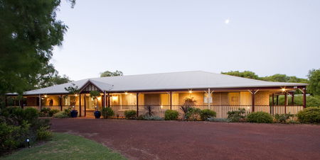 Toby Inlet Bed & Breakfast - Perths Hotel 0