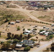 White Cliffs Opal Pioneer Caravan  Camping Tourist Park - Perths Hotel
