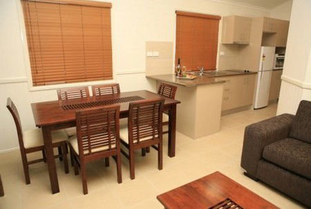Yamba Waters Holiday Park - Perths Hotel 2