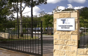 Timbertown Retreat - Perths Hotel