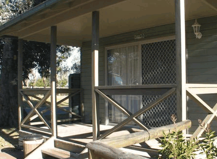 Lakesea Caravan Park - Perths Hotel 3