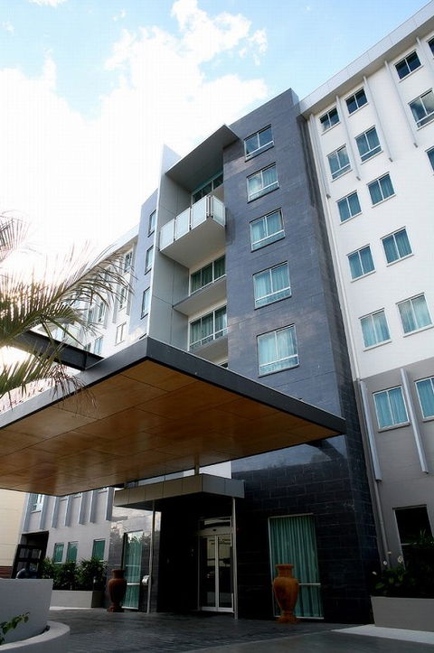Metro Hotel Ipswich International - Perths Hotel 0