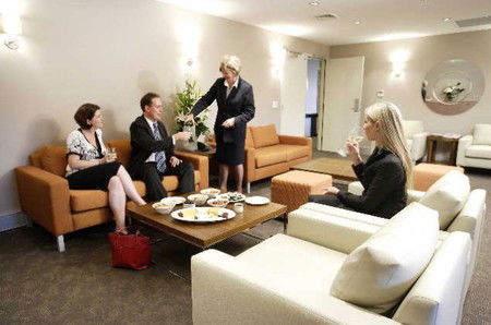 Quest Mascot - Perths Hotel 1