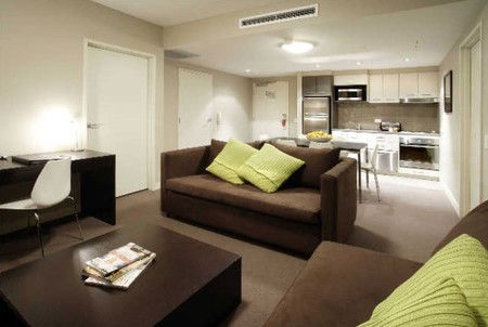 Quest Mascot - Perths Hotel 2