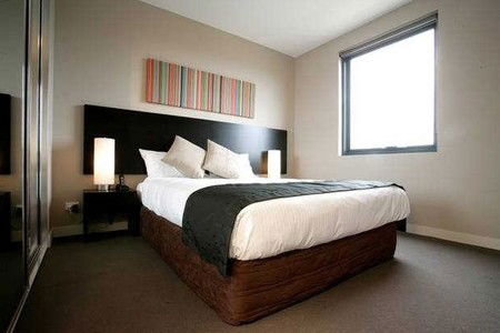 Quest Mascot - Perths Hotel 3