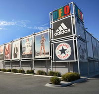 DFO Moorabbin - Perths Hotel