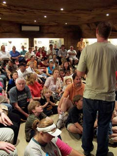 Alice Springs Reptile Centre - Perths Hotel 2