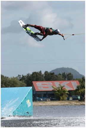 Suncoast Cable Watersports - Perths Hotel 2