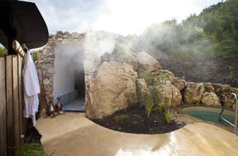 Peninsula Hot Springs - Perths Hotel 1