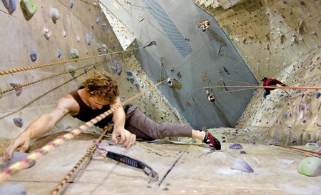 Cliffhanger Climbing Gym - Perths Hotel 2