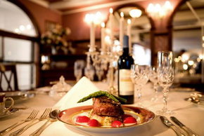Titanic Theatre Restaurant - Perths Hotel 3