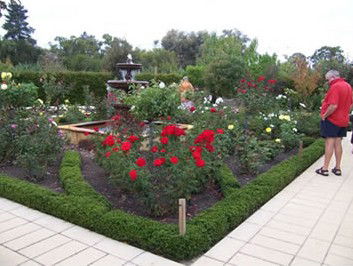 Abingdon Miniature Village - Perths Hotel 4