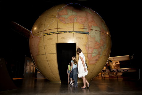 Hinkler Hall Of Aviation - Perths Hotel 2