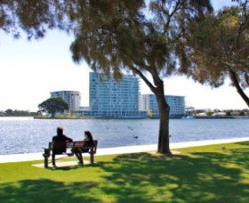 Foreshore Reserve - Perths Hotel 0
