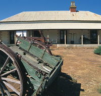 Chiverton House Museum - Perths Hotel