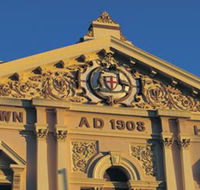 Kalgoorlie Town Hall - Perths Hotel