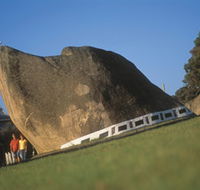Dog Rock - Perths Hotel
