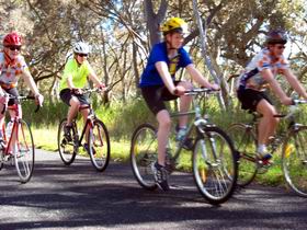 Penola Cycling Trails - Perths Hotel 0