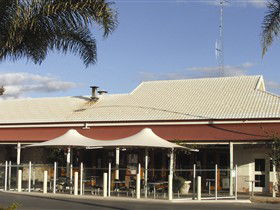 Port Broughton SA Perths Hotel