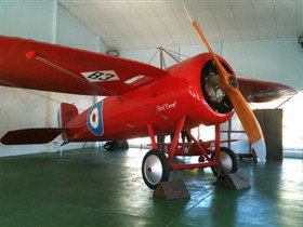 Captain Harry Butler Red Devil Monoplane Memorial - Perths Hotel 0