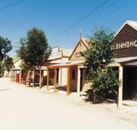 Old Tailem Town Pioneer Village - Perths Hotel