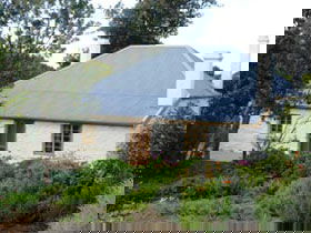 Dingley Dell Cottage - Perths Hotel 0