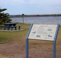 Port Broughton Historic Walking Trail - Perths Hotel