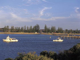 Port Broughton Heritage Centre - Perths Hotel 0