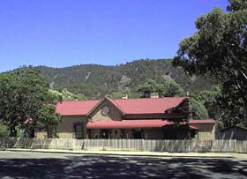 Melrose SA Perths Hotel