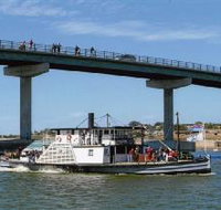 Paddle Steamer Oscar W - Perths Hotel