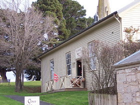 Classwood - Perths Hotel 0