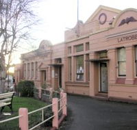 Court House Museum - Perths Hotel