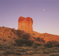 Chambers Pillar Historical Reserve - Perths Hotel