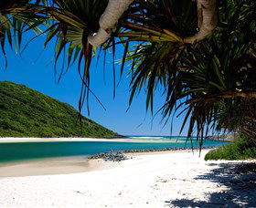 Tallebudgera Creek - Perths Hotel 0