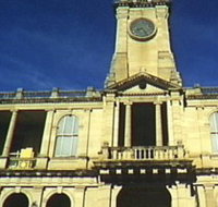 Rockhampton Post Office - Perths Hotel