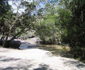 Davies Creek National Park And Dinden National Park - Perths Hotel 0