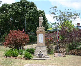 Herberton War Memorial - Perths Hotel 0