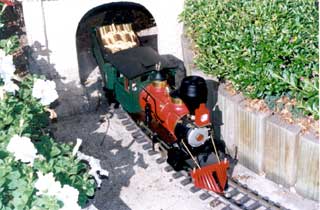M & K Model Railways - Perths Hotel 0