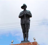 Charters Towers Memorial Cenotaph - Perths Hotel