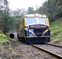 Yarra Valley Railway - Perths Hotel