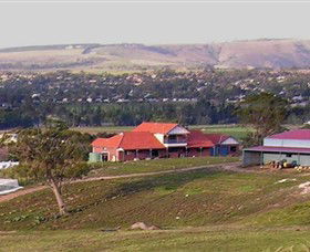 Bacchus Hill Winery - Perths Hotel 0