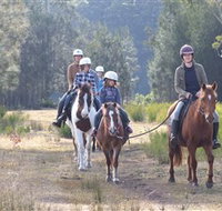 Horse Riding at Oaks Ranch and Country Club - Perths Hotel
