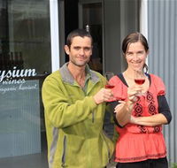 Elysium Wines - Perths Hotel