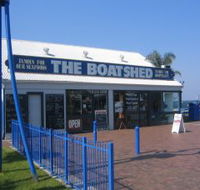 Innes Boatshed - Perths Hotel
