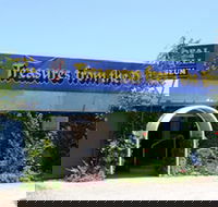 Treasures from the Deep - Opal and Shell Museum - Perths Hotel