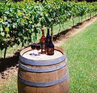 Cedar Creek Estate Vineyard and Winery - Perths Hotel